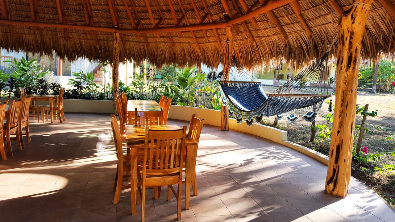 Las Palmeras Beach Hotel Aposentillo Exterior foto